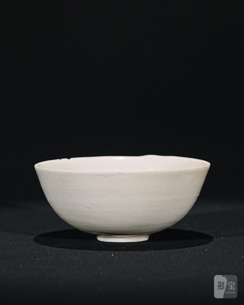 明 定白瓷小杯